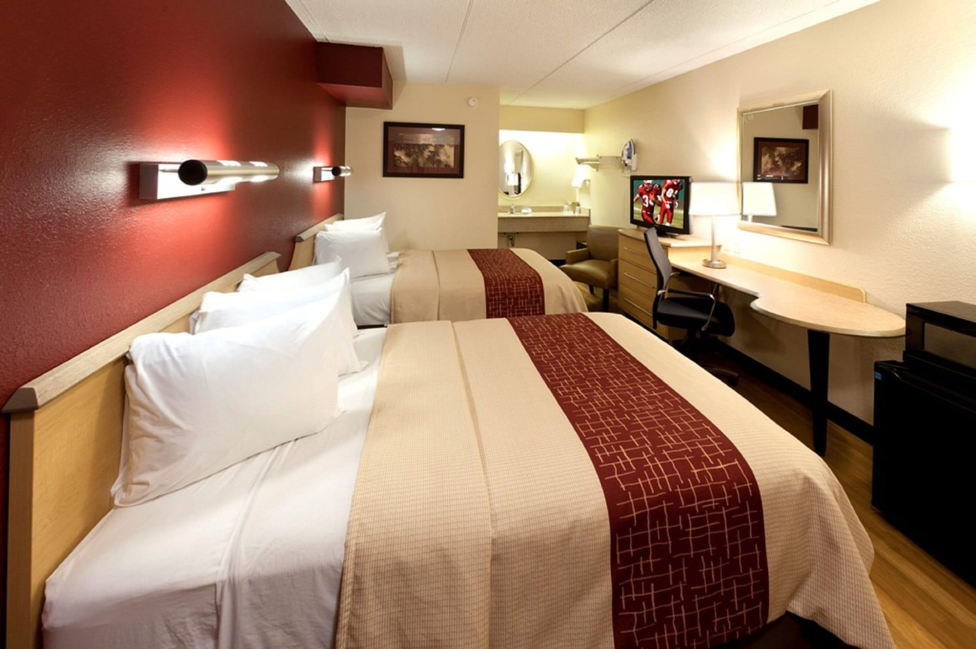 Red Roof Inn Dayton North Airport Buitenkant foto